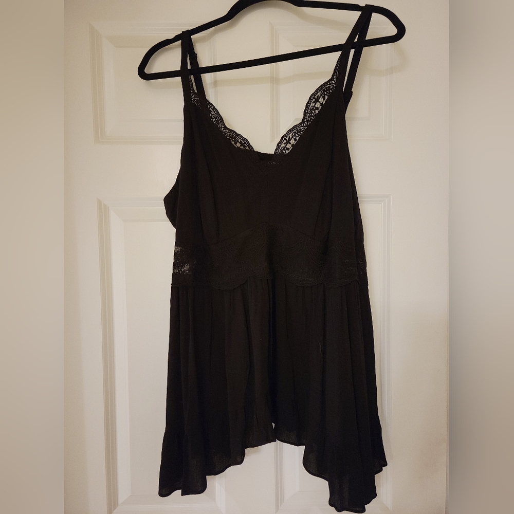 Torrid size 2X (18-20) black spaghetti strap boho top